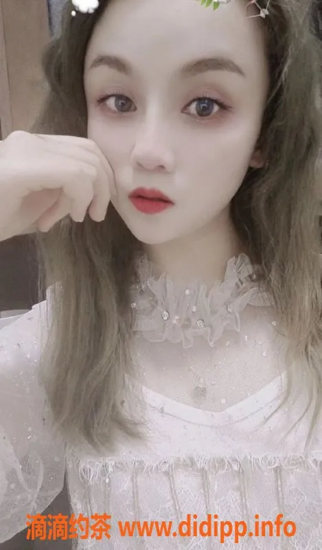 深圳楼凤-龙华猫小咪，北京萝莉，超值服务仅600元起！