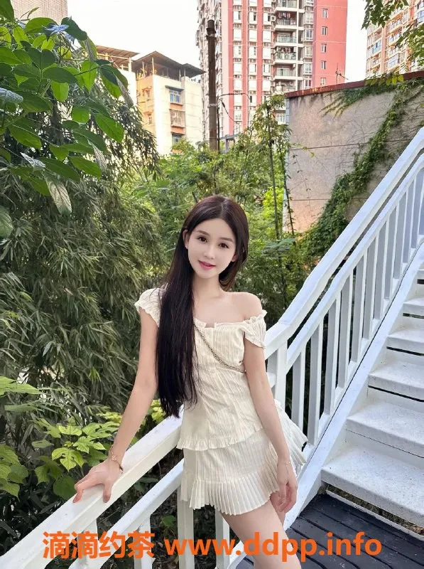 深圳楼凤-龙华猫小咪，北京萝莉，超值服务仅600元起！