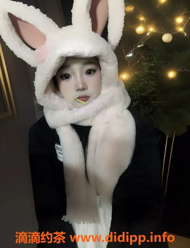 成都楼凤-成华区可夏 170高颜值美妞 胸围丰满身材好