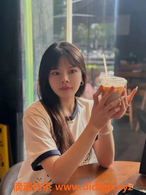 深圳楼凤-深圳龙华听璇，让你享受超值服务！