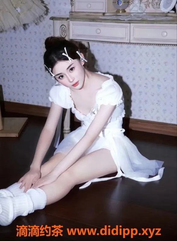 昆明楼凤-盘龙区科罗娜，价格7p/11pp，尽享优质服务