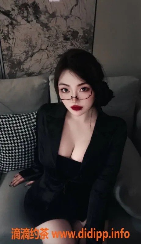 北京楼凤-朝阳月月，180高C胸，千元档满意之选