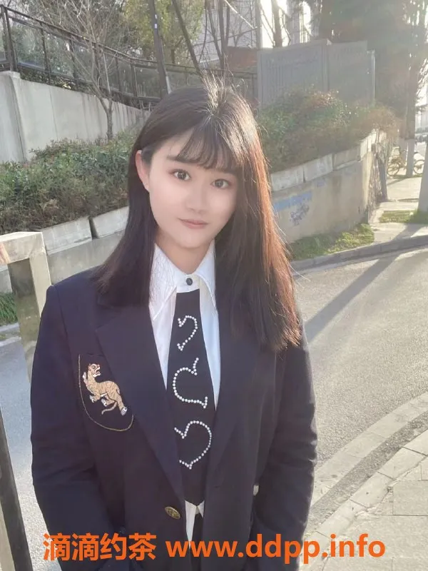 杭州上门服务-杭州上城区✨欣欣 24岁 162cm 54kg 36D 上门服务