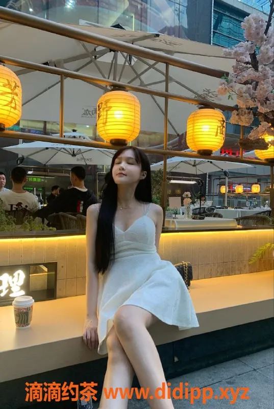 深圳楼凤-深圳福田嘉遇，1200元体验舌吻与激情爱爱