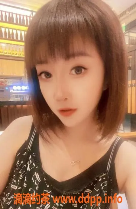 上海楼凤-上海杨浦区25岁双F美眉，300元高性价比服务