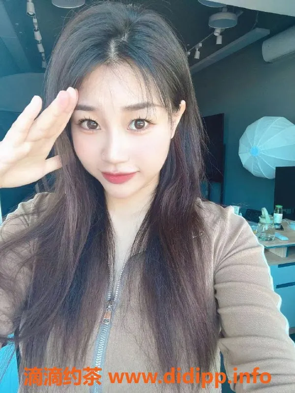 杭州楼凤-蓓菈，168cm性感主播，服务超赞只需1200P