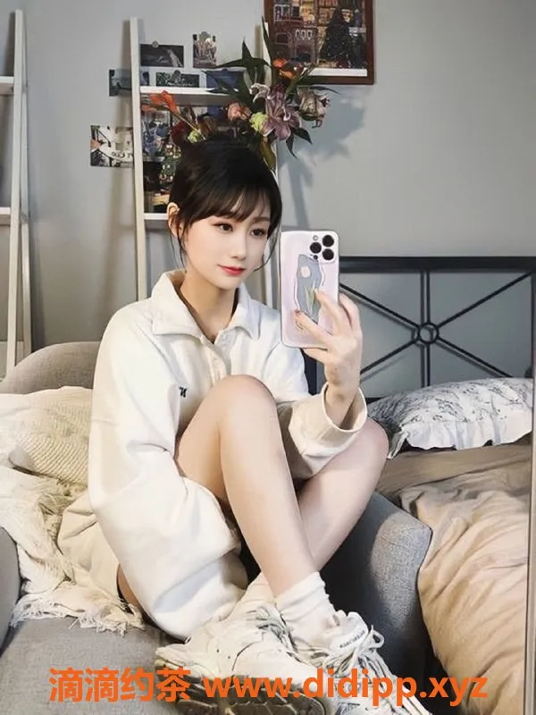 北京楼凤-朝阳语舒 23岁 双飞69舌吻 千元档服务