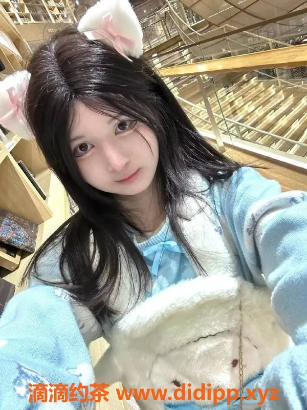 长沙楼凤资源信息,国庆约会佳琪，童颜巨乳却有违和感