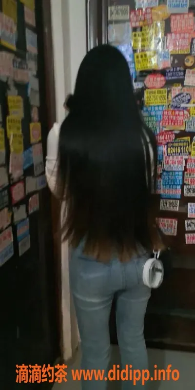 长沙楼凤-马王堆26岁妹子体验报告，200元健谈服务