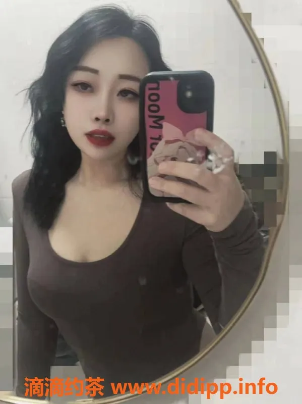 广州楼凤-番禺杨洋，价格700p，舌吻、69p服务等你来体验！