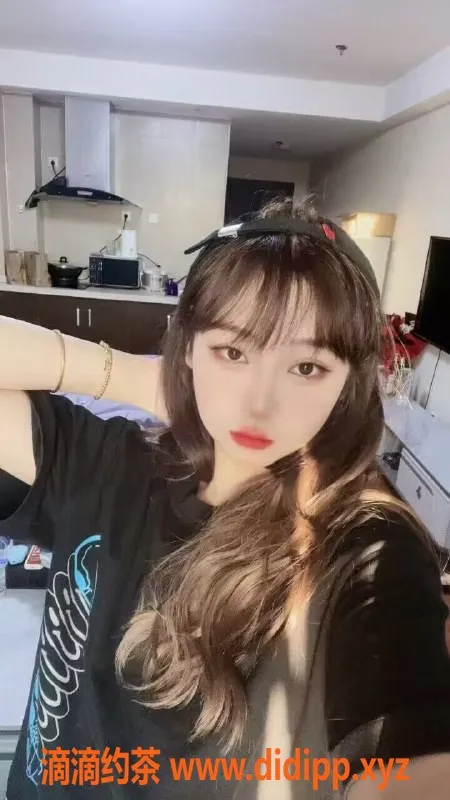 北京楼凤-美洋洋昌平嫩妹160，95斤大胸服务体验