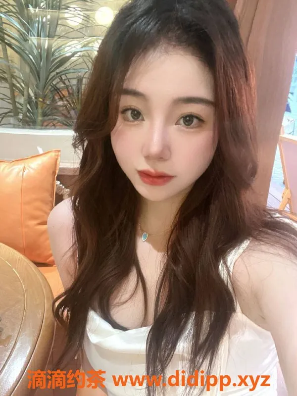 上海楼凤-上海南方女孩小奶酪，165cm天然36C，超甜体验