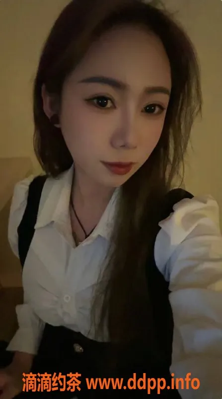 广州楼凤-金沙洲小小，鸳鸯浴、口爆超给力！