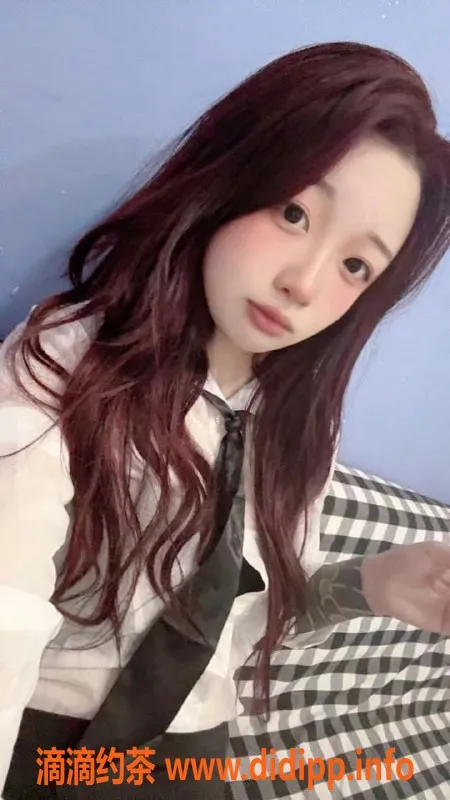 成都楼凤-成都星星 170cm大长腿 16岁嫩妹 服务优质