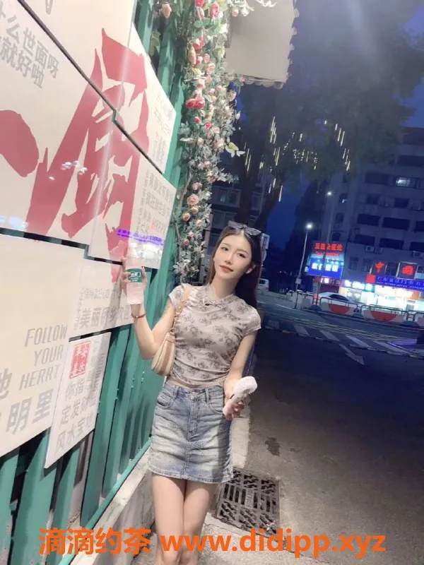 东莞楼凤资源信息,南城小欲，21岁171cm，绝妙服务至1300元