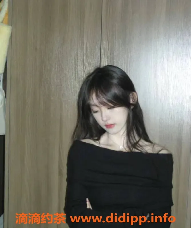 杭州楼凤-萧山适中美眉，身高165，价格合理，尽享服务