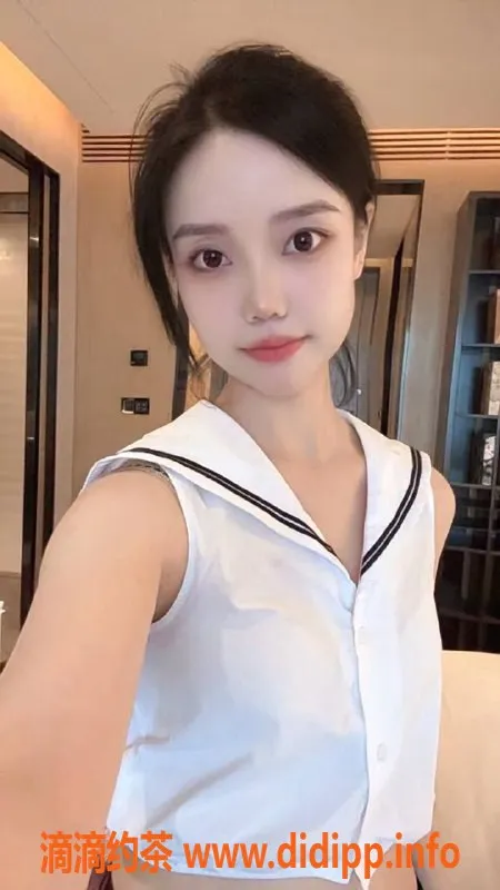 深圳楼凤-福田小叶子，166少女，胸围B，课程P1200