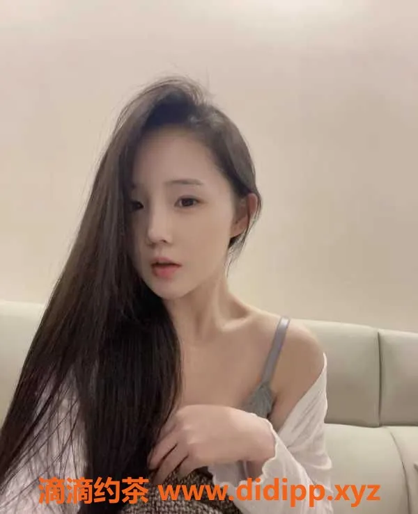 深圳楼凤-宝安诗诗，20岁，身高165，价格500元