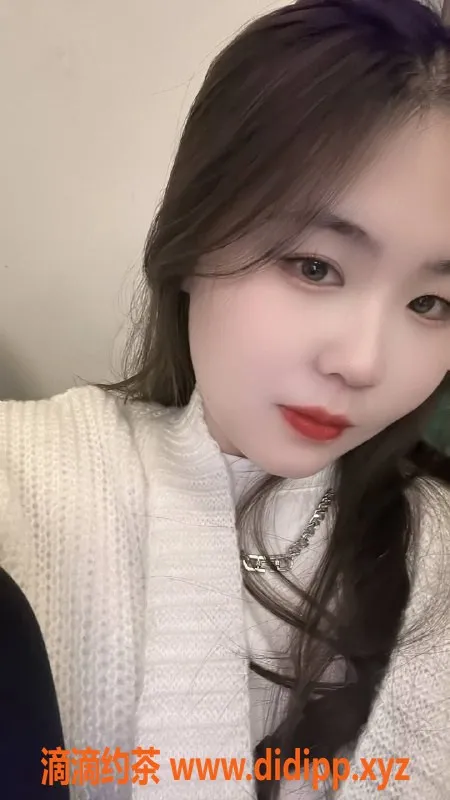 广州楼凤-黄埔柒柒，500元洗吹做服务，尽享惬意时光