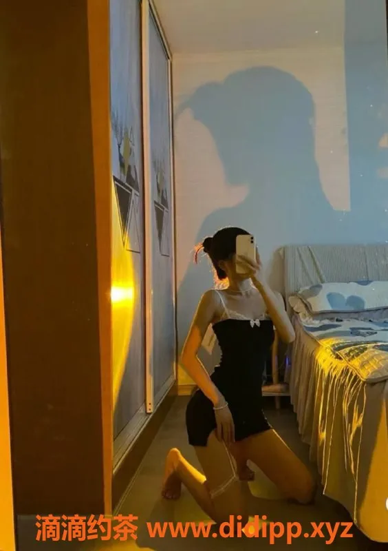 北京楼凤-朝阳韩小衣，22岁高挑美女，身材超赞！