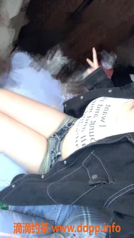 成都上门服务-嘟嘟，17岁匀称嫩妹，服务超赞，600元一次