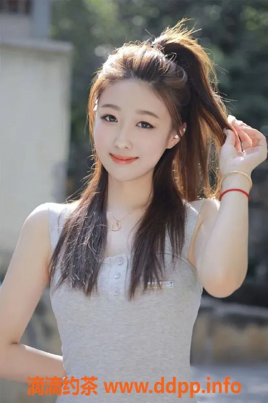 上海楼凤资源信息,闵行乐乐，165身高B罩杯，打造完美体验