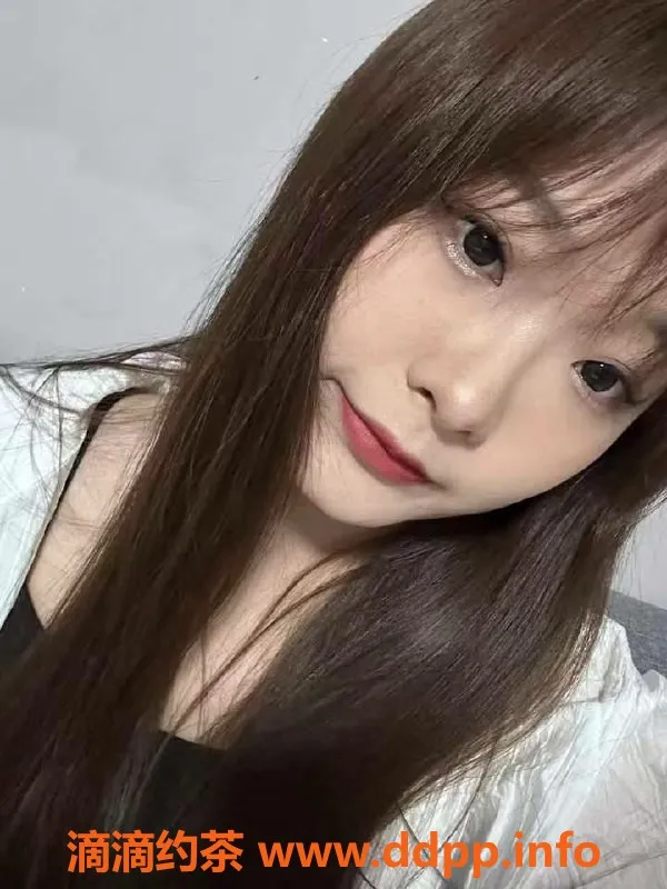 珠海楼凤资源信息,拱北19岁晗晗，绝对值得一试的小姐！