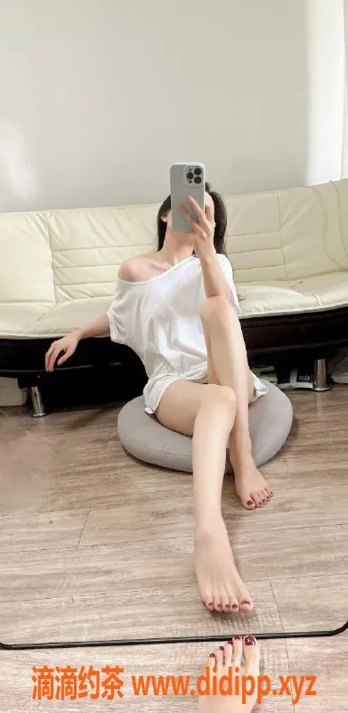 北京楼凤资源信息,朝阳开心，799元体验丝袜足交服务