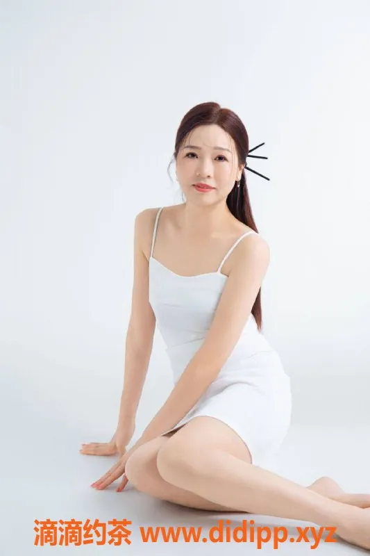 深圳楼凤-福田32岁御姐，身高167，体验高级服务只需600p