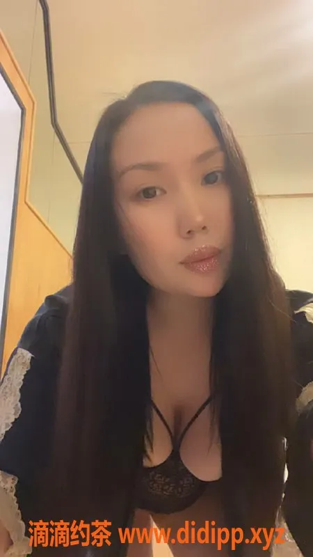 珠海楼凤资源信息,拱北 Bella，身材火辣，服务热情，值得体验！