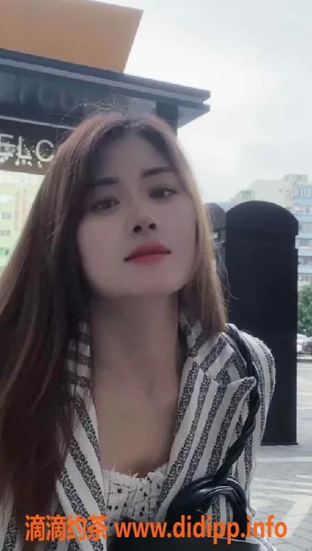 广州楼凤-白云芳婷婷 28岁 160cm 47kg 36C服务热情