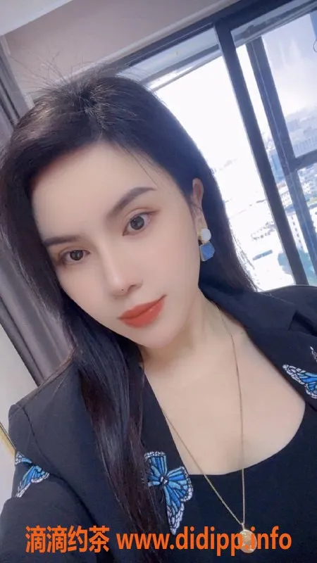 广州楼凤-番禺美美，700水费，享受鸳鸯浴与69式服务