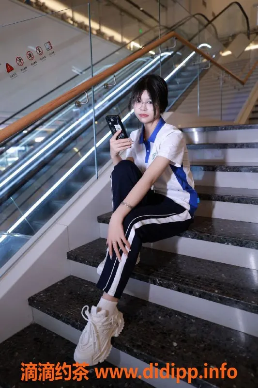 深圳楼凤-南山小布，1188便宜体验，服务一流