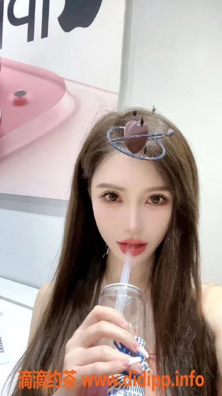 上海楼凤资源信息,普陀区Lucky，1300元享专业服务