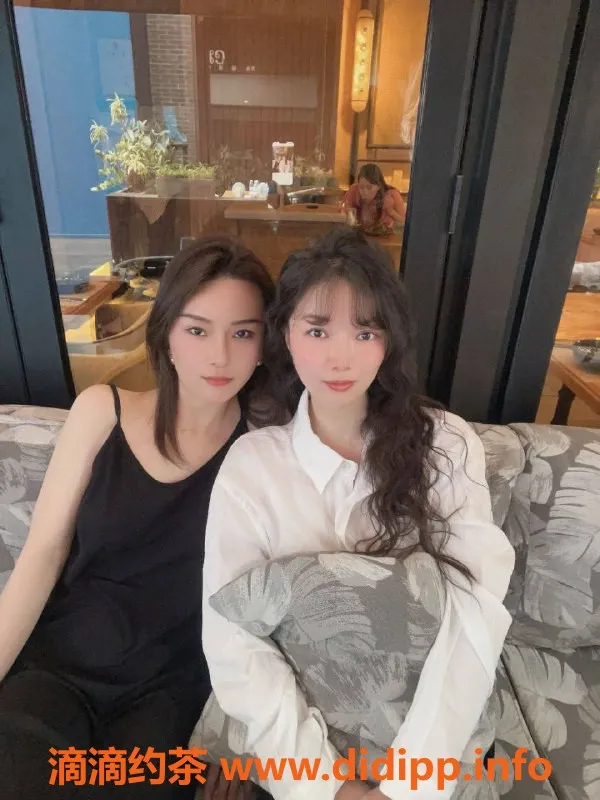 深圳楼凤-深圳可雯姐妹双飞，1600起，提供激情服务