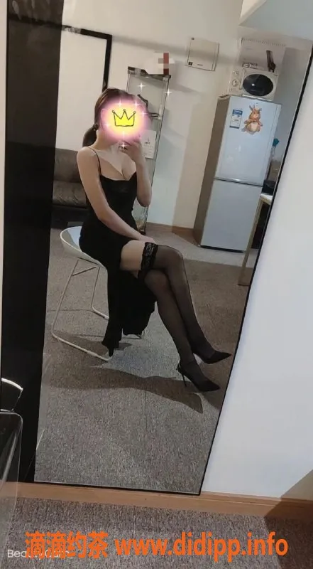 杭州楼凤-上城区书瑶大胸美女，双飞3P体验