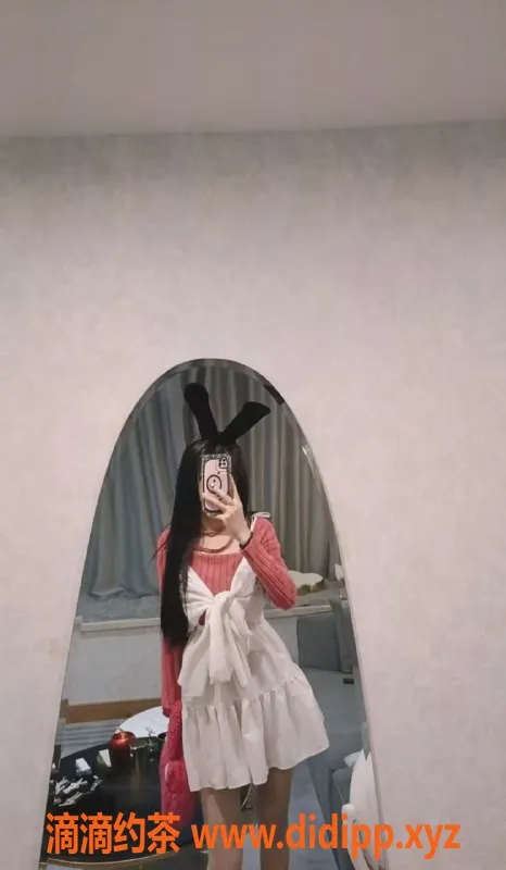 成都楼凤-成都19岁嫩妹，身高170，包夜2500元，服务优质！