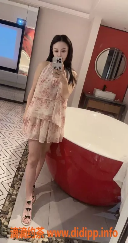 深圳楼凤-光明御姐菲菲，800元优质服务等你来试！