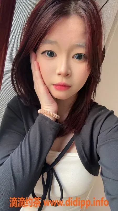 成都楼凤-成都雪糕丨16岁巨乳嫩妹丨600元一次