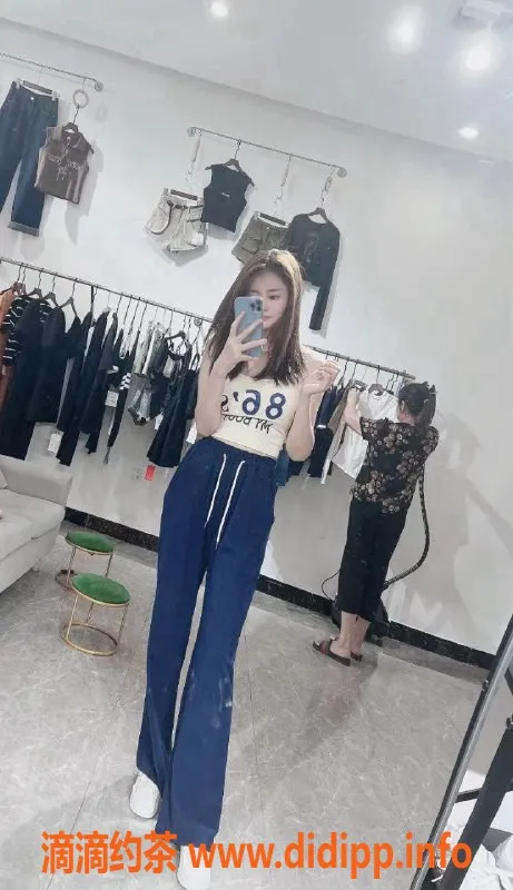 深圳楼凤资源信息,福田安妮，专业服务一流，课费1000P