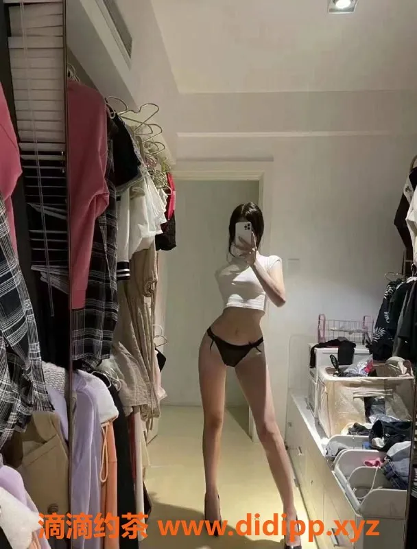 上海楼凤-上海小柠檬，163厘米身材天花板，服务好又白