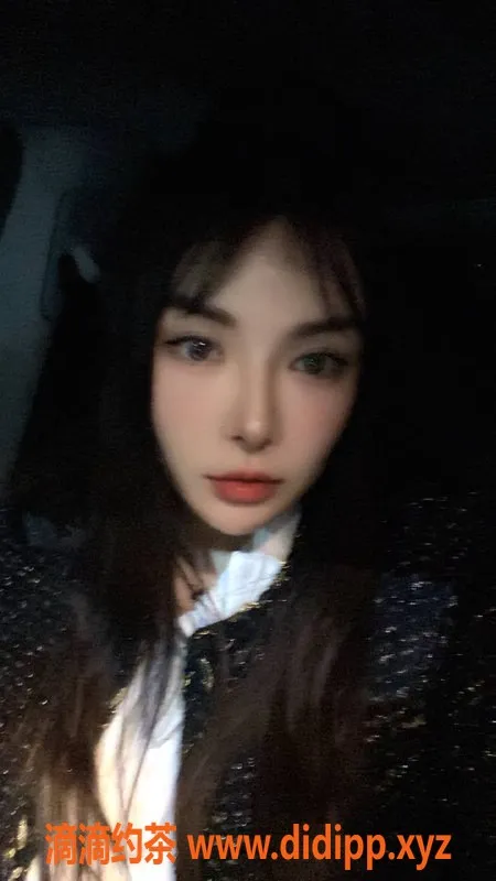 北京楼凤资源信息,慈云寺卤蛋，2000起步，丝袜制服服务