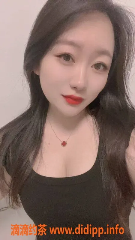 深圳楼凤-龙华笑笑，御姐上门服务，400P恭候