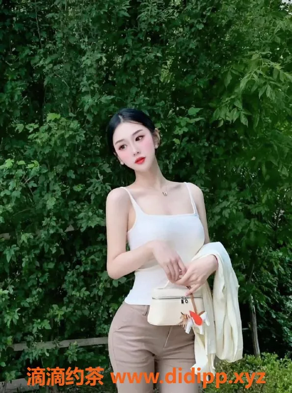 杭州楼凤资源信息,上城区圆圆圈圈，170高52重，92-62-93校花陪聊！