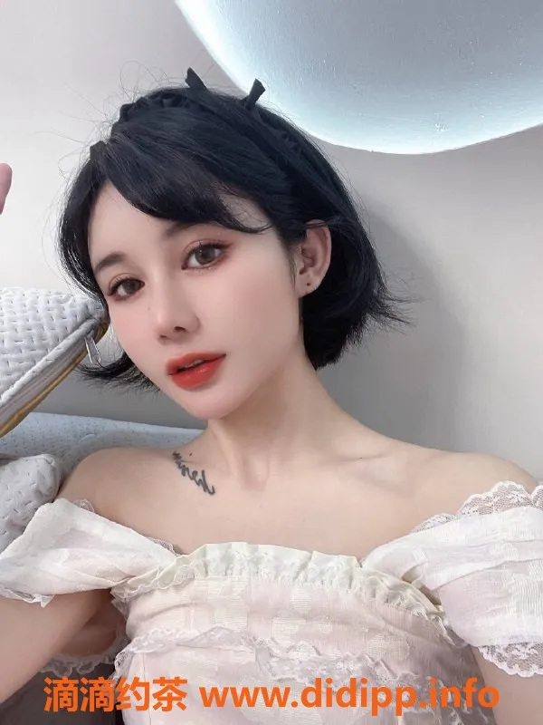 厦门楼凤-思明区小奶莓，800元洗吹做服务