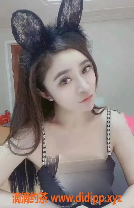 上海楼凤-松江区25岁川妹子，KH服务1000元