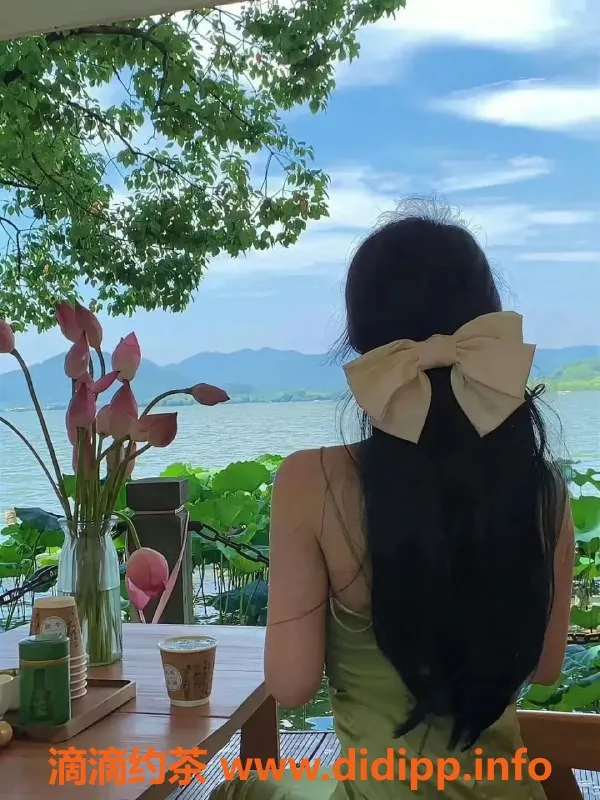 武汉楼凤资源信息,心语老师，身高165，年仅22，服务热情价位合理