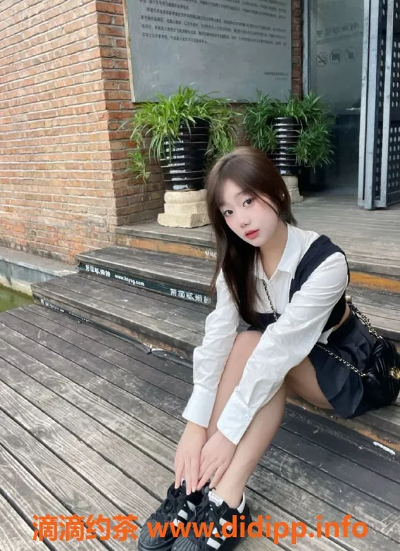 东莞楼凤-东莞南城童童，优质TG服务，价格实惠