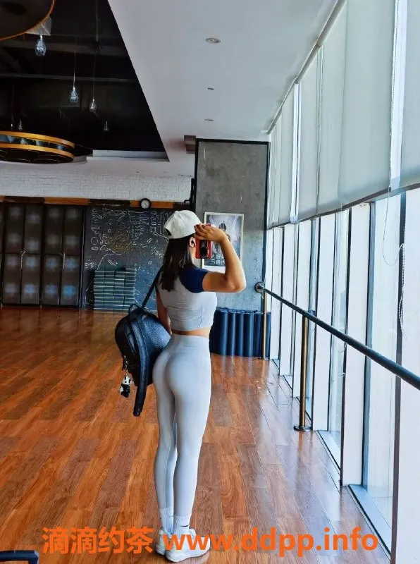 上海楼凤-普陀区郑泫雅，1300元50分钟，2200元70分钟