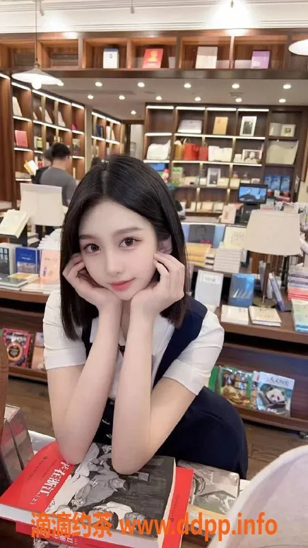 北京楼凤-朝阳百子湾悠悠，165cm白肤嫩妹，千元档